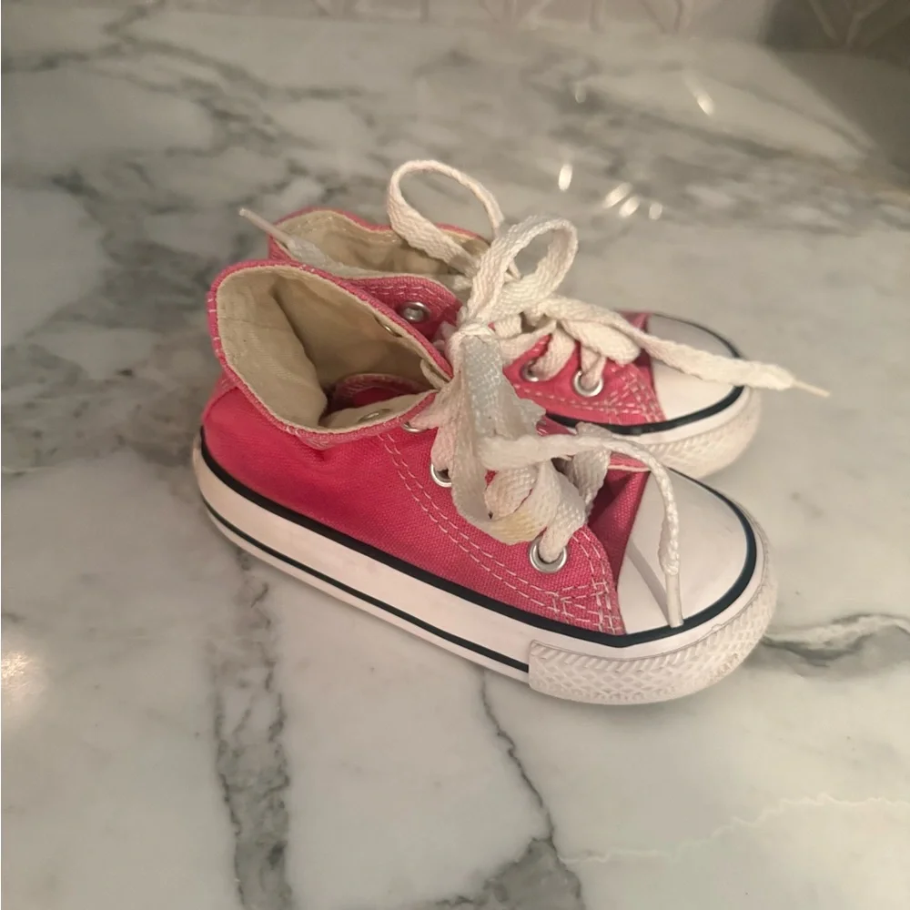 $20 ADD ON 5C Converse high‎ top chuck Taylor girls pink VANS